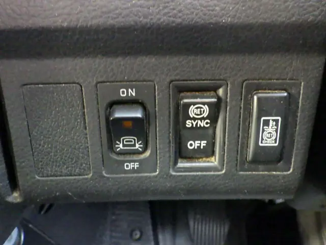 日野 プロフィア QKG-FH1ANAG(2WD)の写真19