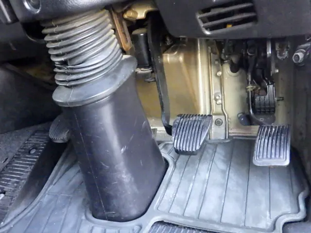 日野 プロフィア QKG-FH1ANAG(2WD)の写真24