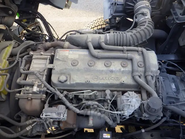 日野 プロフィア QKG-FH1ANAG(2WD)の写真26