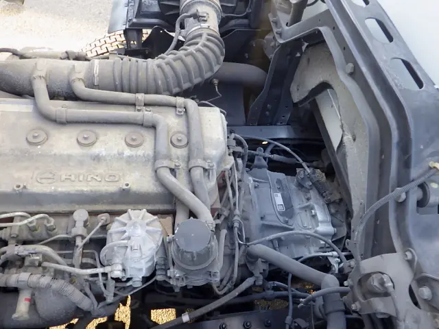 日野 プロフィア QKG-FH1ANAG(2WD)の写真28