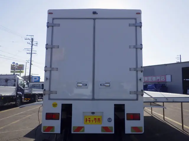 日野 プロフィア QKG-FH1ANAG(2WD)の写真32