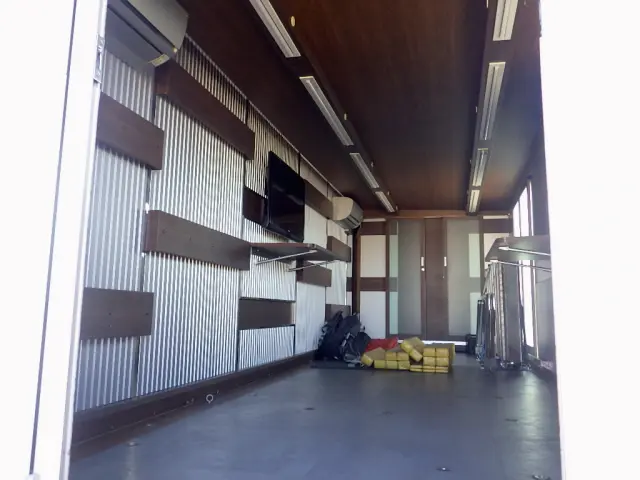 日野 プロフィア QKG-FH1ANAG(2WD)の写真34