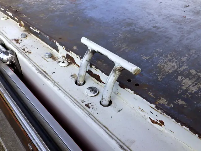 いすゞ ギガ QPG-CYJ77B(8x4)の写真9