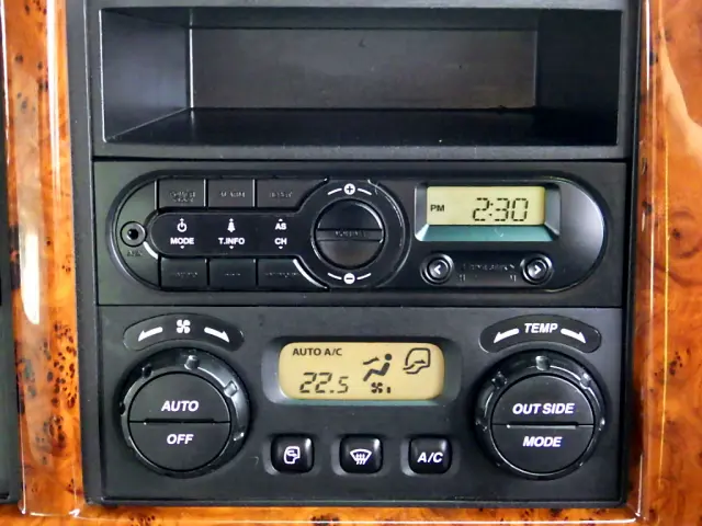 いすゞ ギガ QPG-CYJ77B(8x4)の写真20