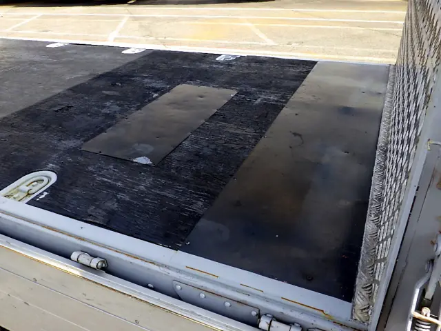 日野 デュトロ TSG-XKU645M(2WD)の写真9