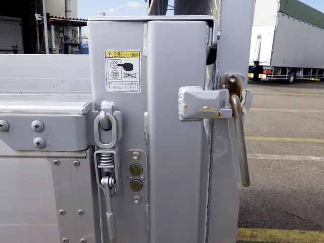 日野 デュトロ TSG-XKU645M(2WD)の写真32