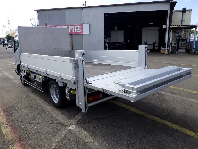 日野 デュトロ TSG-XKU645M(2WD)の写真33