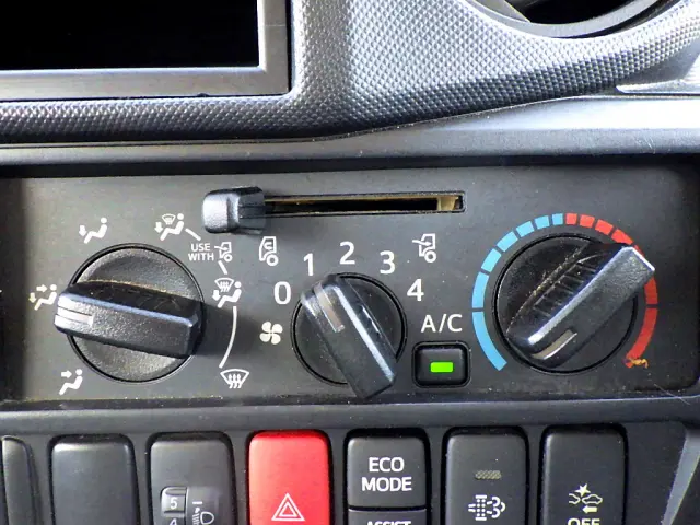 トヨタ トヨエース TKG-XZU650(2WD)の写真22