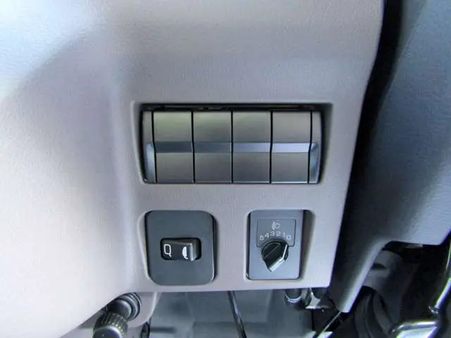 三菱 キャンター 2RG-FBA60(2WD)の写真22
