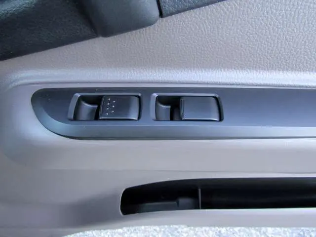 三菱 キャンター 2RG-FBA60(2WD)の写真23