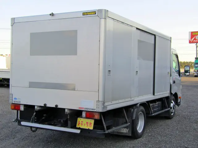 日野 デュトロ TKG-XZU700M(2WD)の写真5