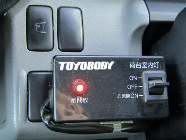 日野 デュトロ TKG-XZU700M(2WD)の写真15