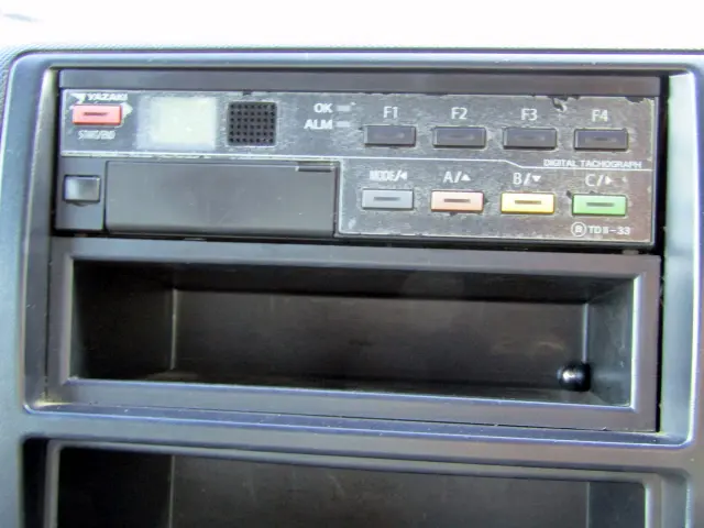 日野 デュトロ TKG-XZU700M(2WD)の写真16