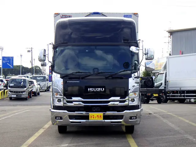 いすゞ フォワード 2RG-FRR90T2(2WD)の写真4