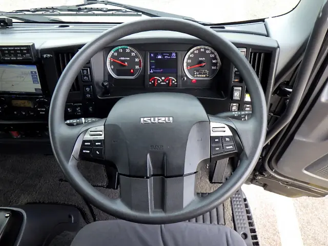 いすゞ フォワード 2RG-FRR90T2(2WD)の写真12