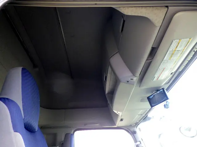 いすゞ フォワード 2RG-FRR90T2(2WD)の写真30