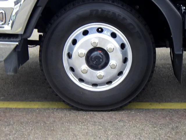 いすゞ フォワード 2RG-FRR90T2(2WD)の写真35