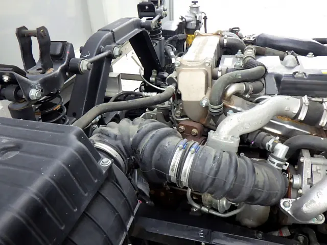 いすゞ フォワード 2RG-FRR90T2(2WD)の写真41