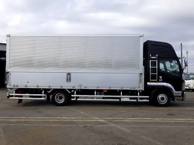 いすゞ フォワード 2RG-FRR90T2(2WD)の写真44