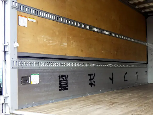 いすゞ フォワード 2RG-FRR90T2(2WD)の写真46