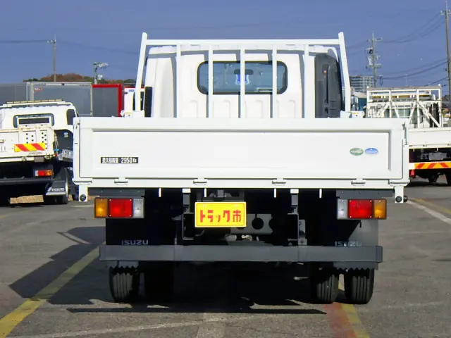 いすゞ エルフ TKG-NPR85AR(2WD)の写真6