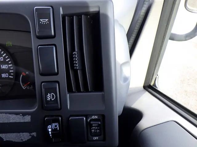 いすゞ エルフ TKG-NPR85AR(2WD)の写真22
