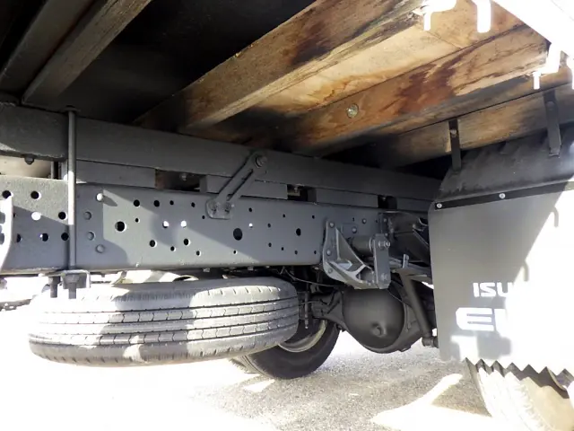 いすゞ エルフ TKG-NPR85AR(2WD)の写真23