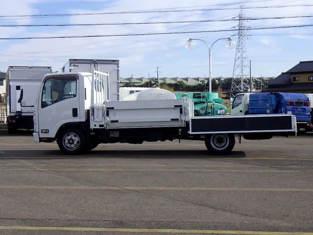 いすゞ エルフ TKG-NPR85AR(2WD)の写真34