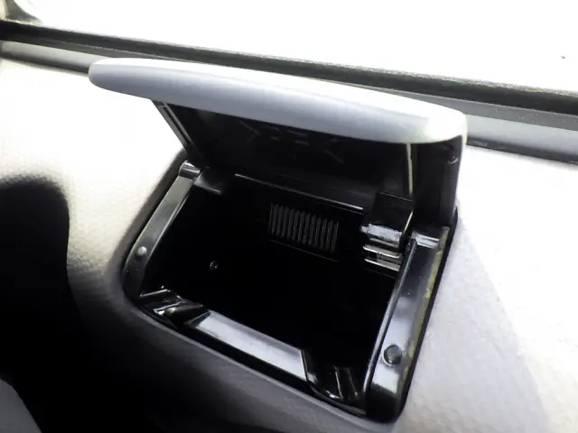 いすゞ エルフ TKG-NPR85AR(2WD)の写真47