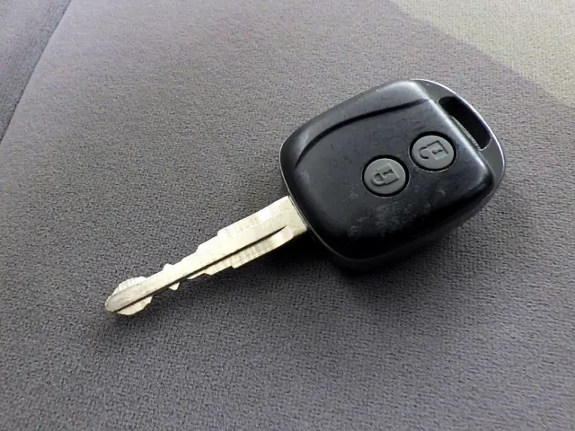 いすゞ エルフ TKG-NPR85AR(2WD)の写真50