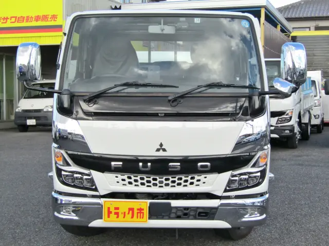 3000ccのディーゼルターボエンジンに5MTを搭載☆フル積載でも元気よく走ってくれます♪|三菱 キャンター 2RG-FBA20(2WD)の写真2