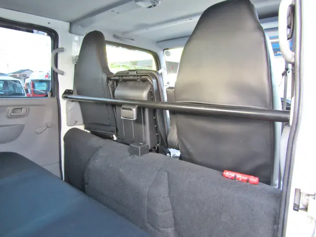 ね?きれいでしょう?|三菱 キャンター 2RG-FBA20(2WD)の写真32