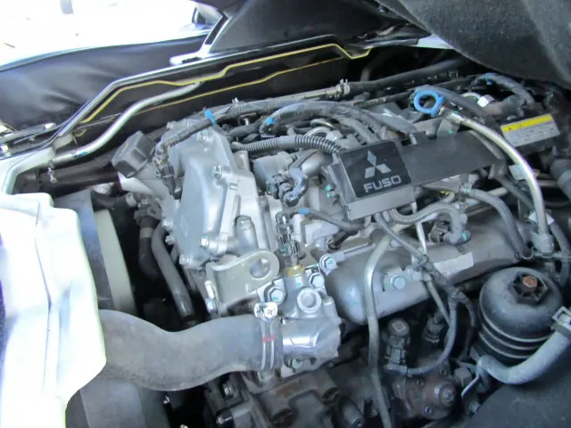 三菱 キャンター 2RG-FBA20(2WD)の写真38