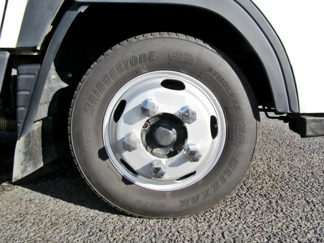 三菱 キャンター 2RG-FBA20(2WD)の写真42