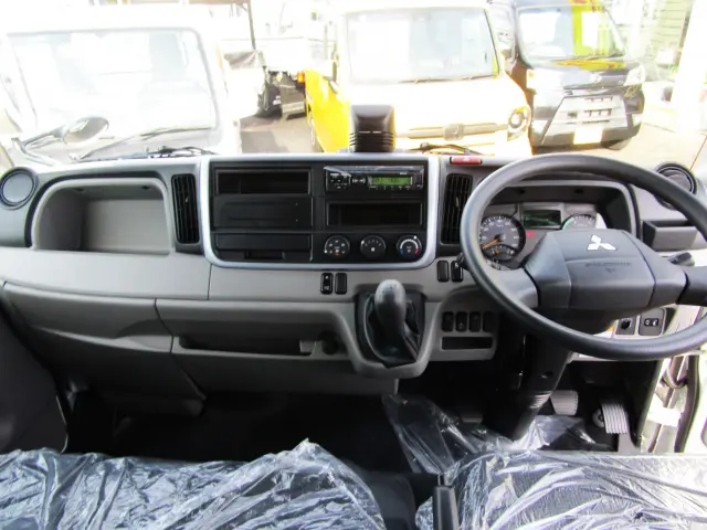三菱 キャンター 2RG-FBA20(2WD)の写真20