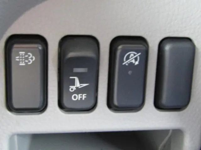 三菱 キャンター 2RG-FBA20(2WD)の写真23