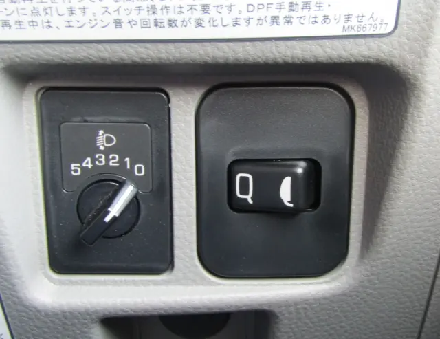 三菱 キャンター 2RG-FBA20(2WD)の写真24