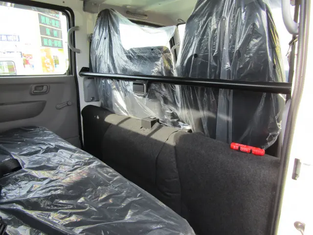 三菱 キャンター 2RG-FBA20(2WD)の写真27