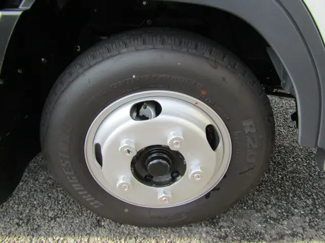 三菱 キャンター 2RG-FBA20(2WD)の写真37