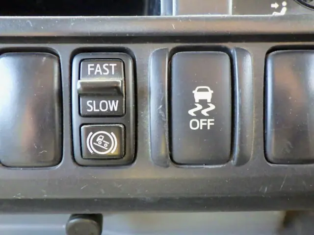 日野 デュトロ TKG-XZU620T(2WD)の写真22