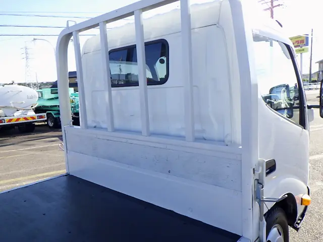 日野 デュトロ 2RG-XZC655M(2WD)の写真10