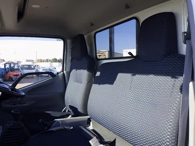 日野 デュトロ 2RG-XZC655M(2WD)の写真11