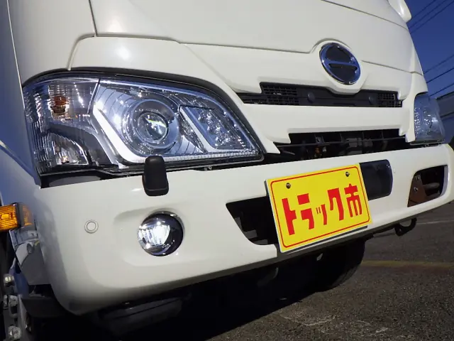 日野 デュトロ 2RG-XZC655M(2WD)の写真44