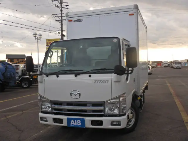 マツダ タイタン TKG-LHR85AN(2WD)の写真1