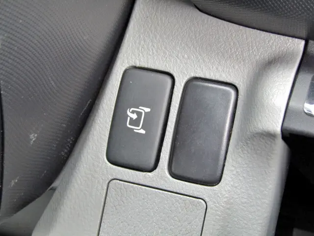 日野 デュトロ 2RG-XZC645M(2WD)の写真30