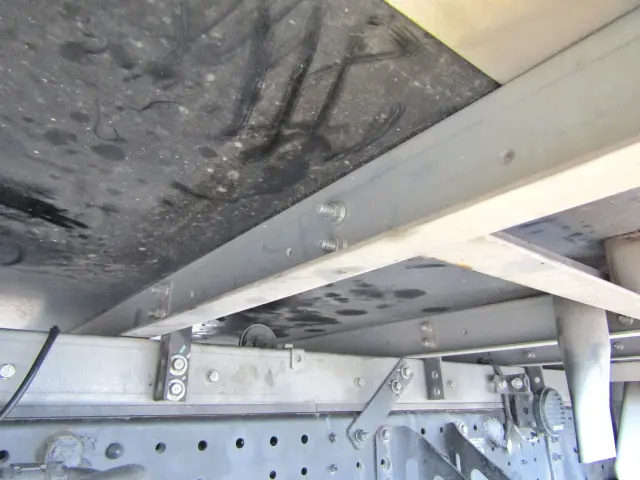 日野 デュトロ 2RG-XZC645M(2WD)の写真40