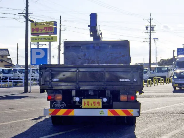 いすゞ フォワード 2RG-FTR90U2(2WD)の写真5