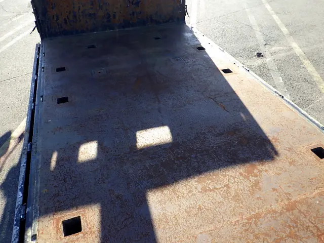 いすゞ フォワード 2RG-FTR90U2(2WD)の写真7