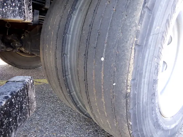 いすゞ フォワード 2RG-FTR90U2(2WD)の写真30