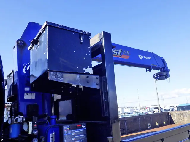 いすゞ フォワード 2RG-FTR90U2(2WD)の写真40